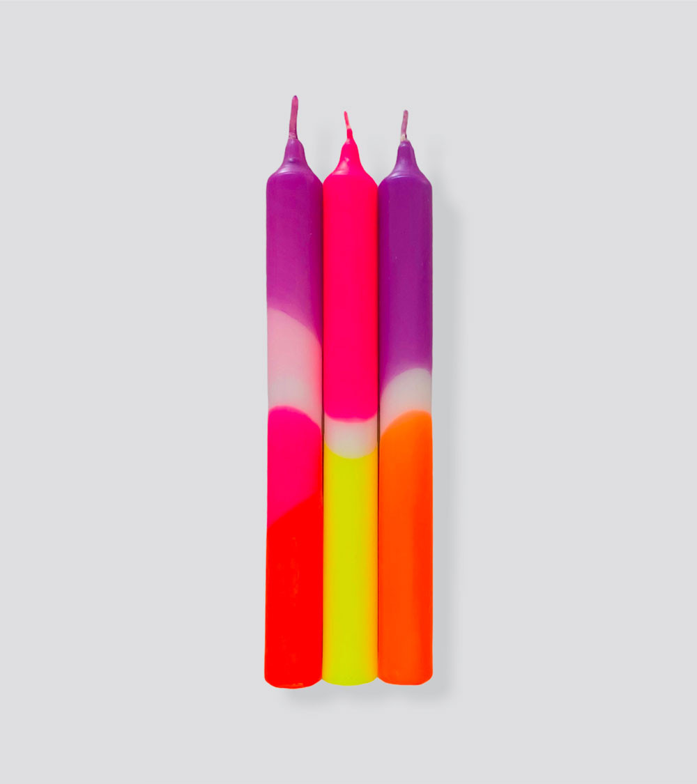 Bougies Dip Dye Pink Infusion – Un trio audacieux avec des teintes de rose vif, violet et orange néon.