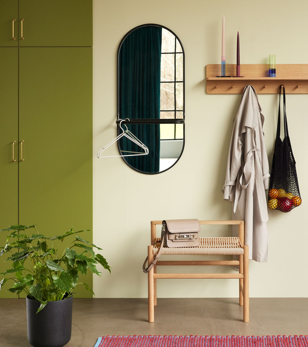 Bougeoir Astro dans un hall d’entrée.