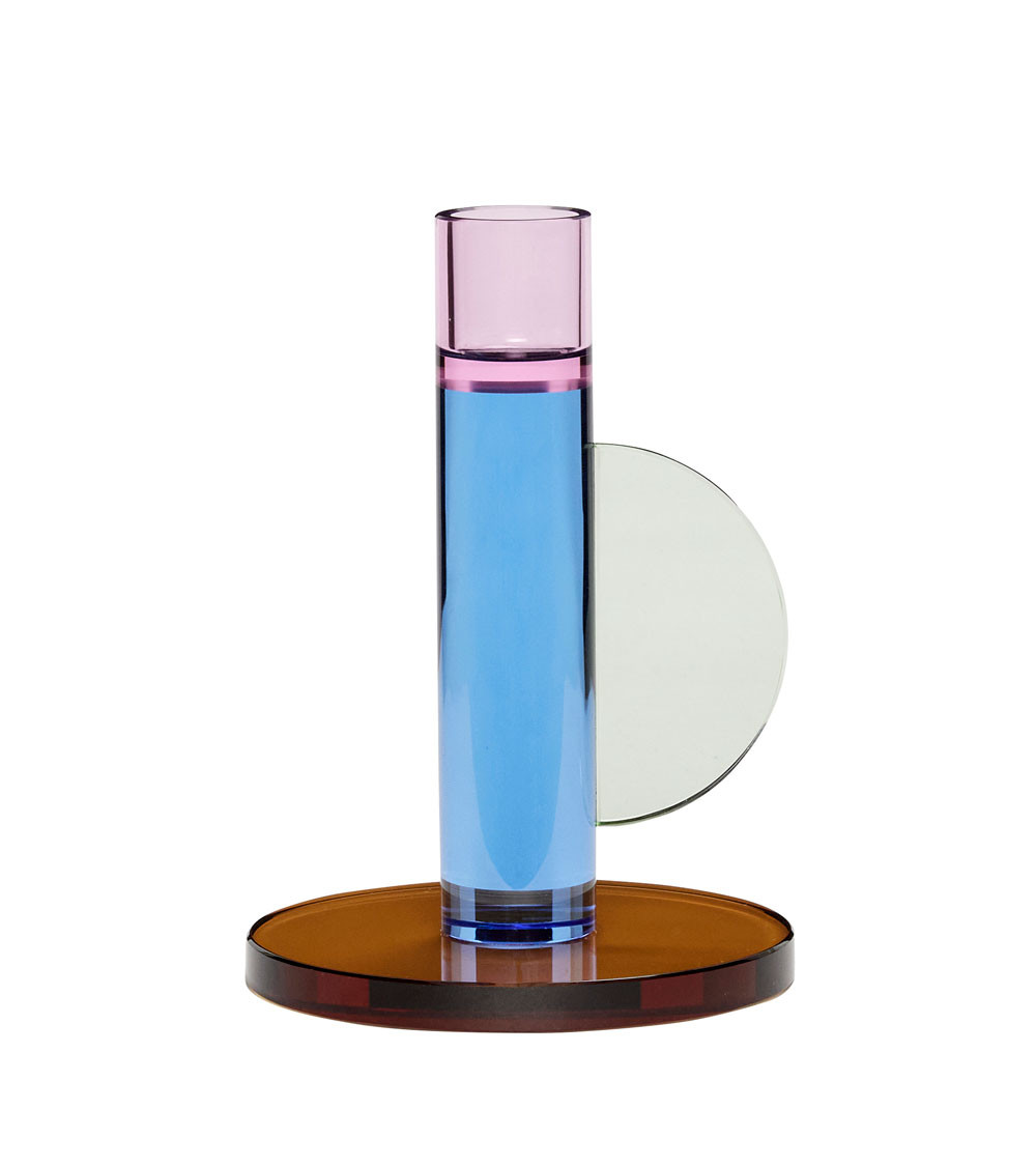 Vue de face du bougeoir Astro, en verre coloré.