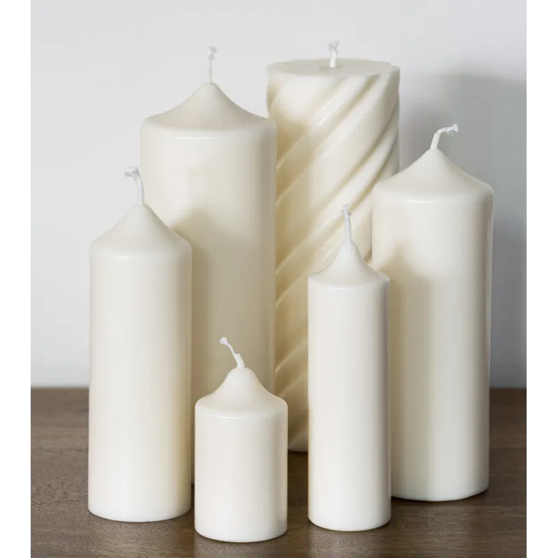 Vue de la gamme de bougies artisanales Ø 6 cm H 15,5 cm en cire de colza