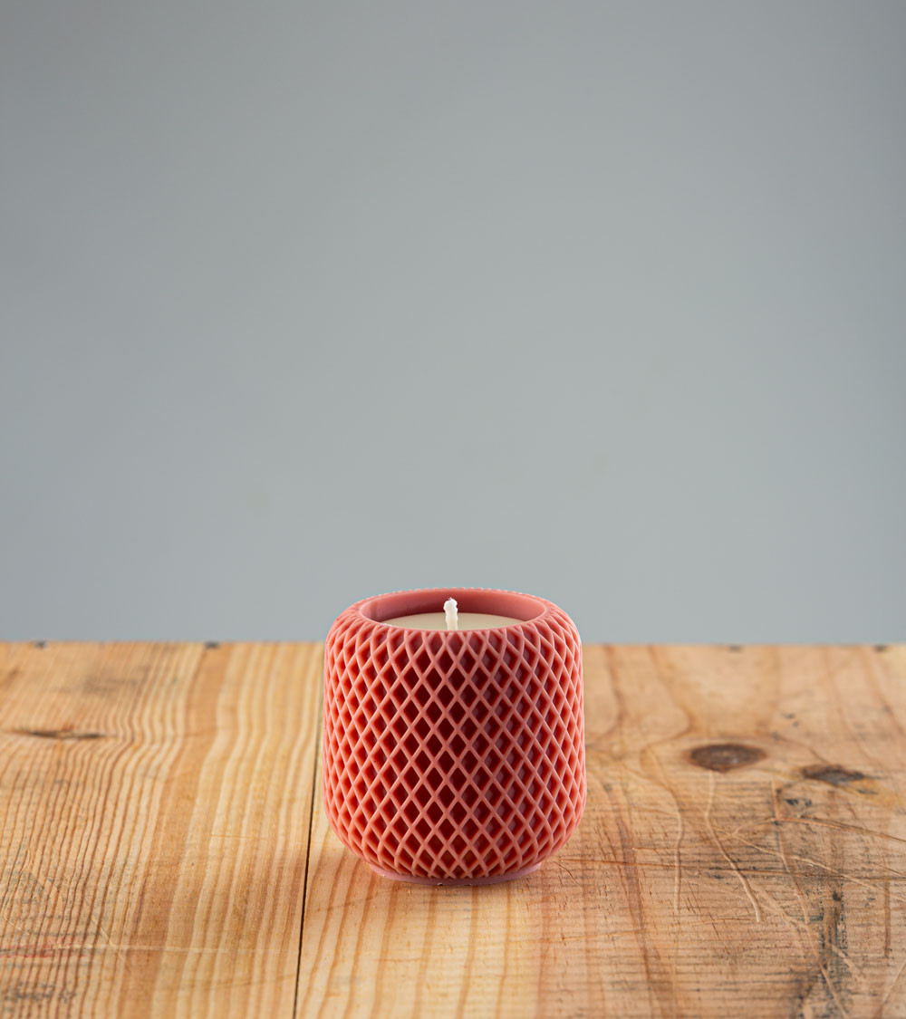 Bougie artisanale Garance, bougie naturelle en cire végétale de colza, couleur terracotta, vue de face