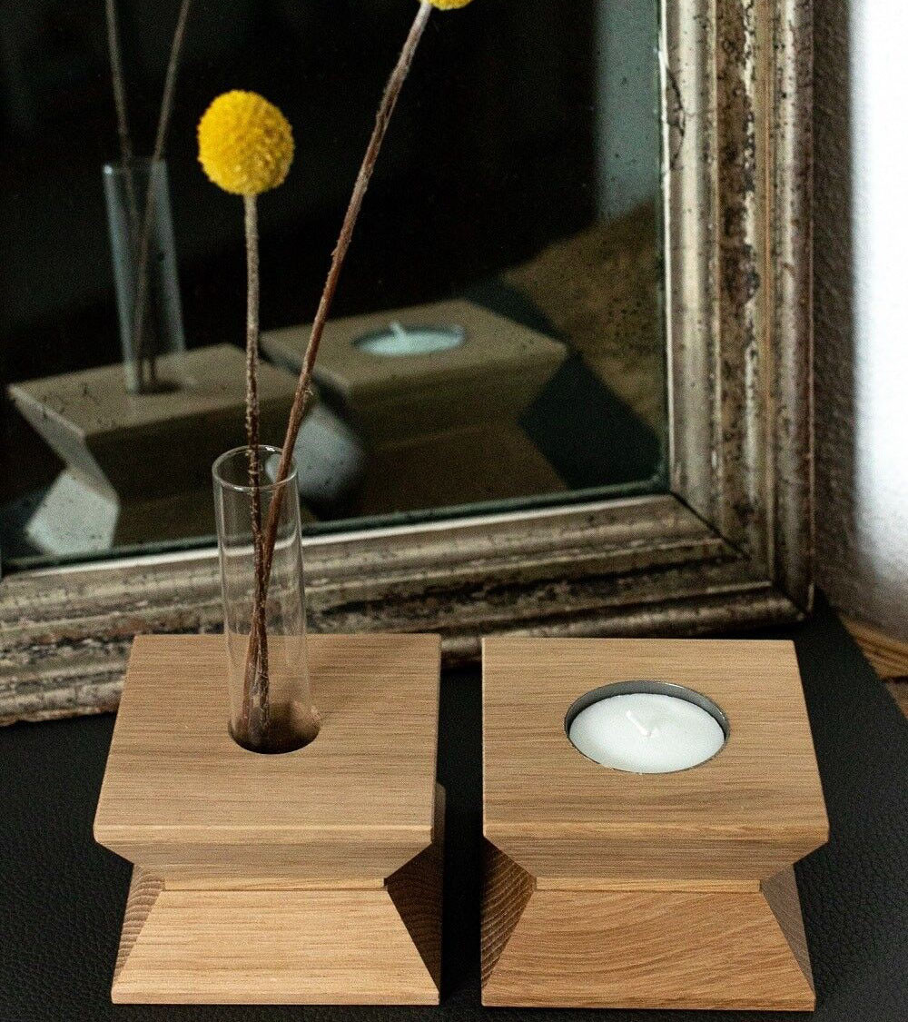 Joseph en mode vase et photophore dans un intérieur élégant.