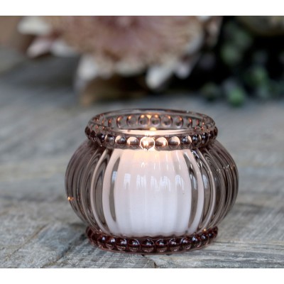 Photophore allumé avec ambiance florale