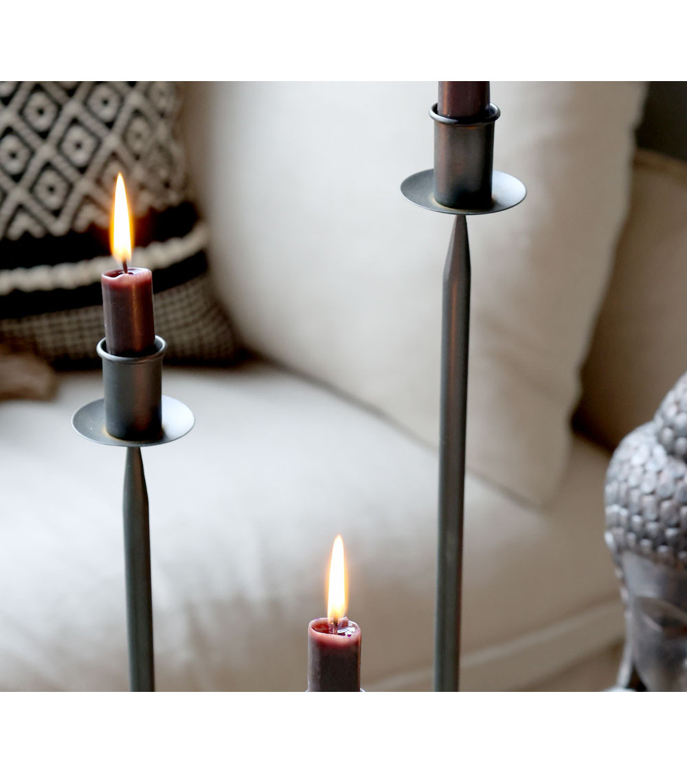 Détail de la structure élégante et robuste du bougeoir