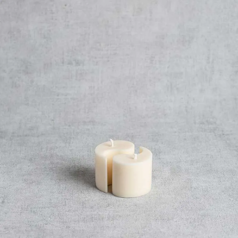 Bougie Yin-Yang Yvelle artisanale fabriquée en ESAT