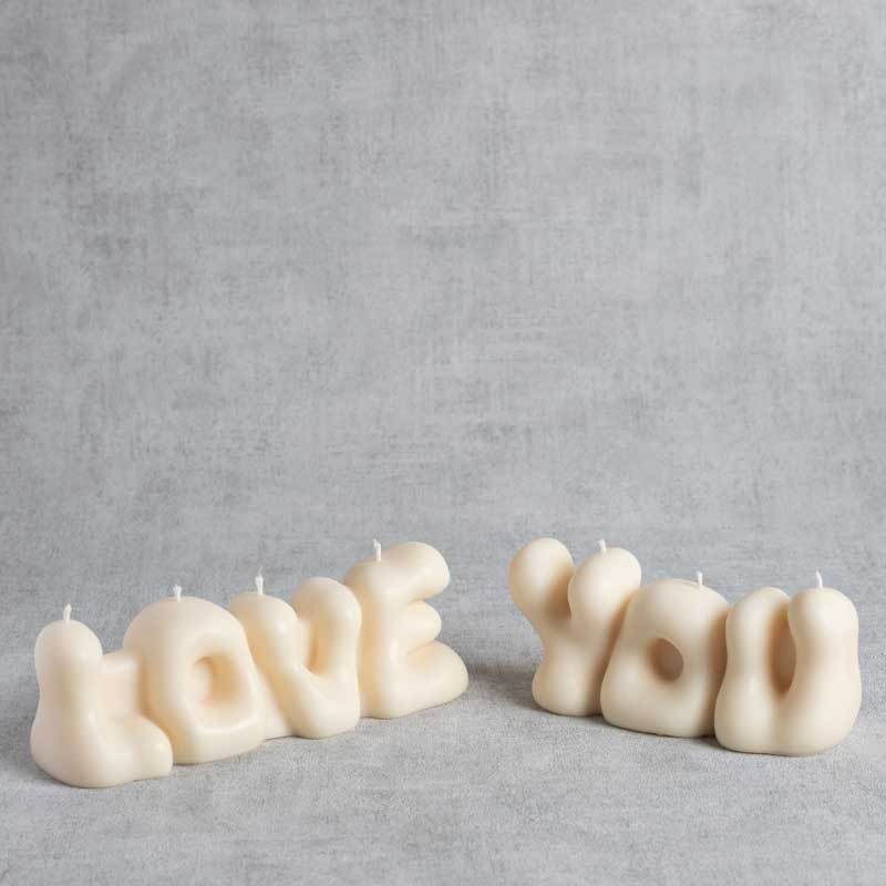 Bougies typographiques Love et You en cire végétale de colza, duo artisanal inclusif
