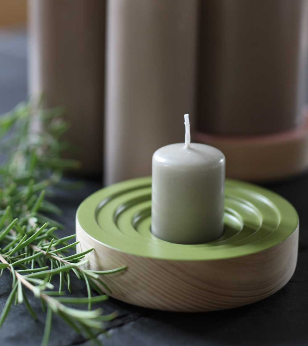 Bougeoir Woogie vert en frêne – Touche scandinave cosy